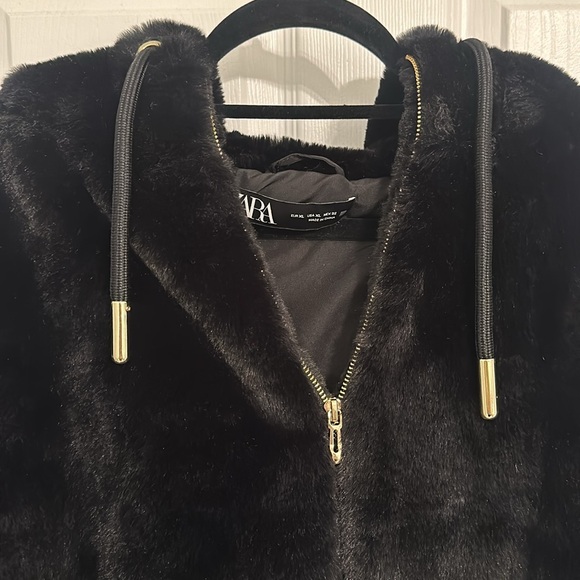 Zara Jacket - Picture 5 of 12